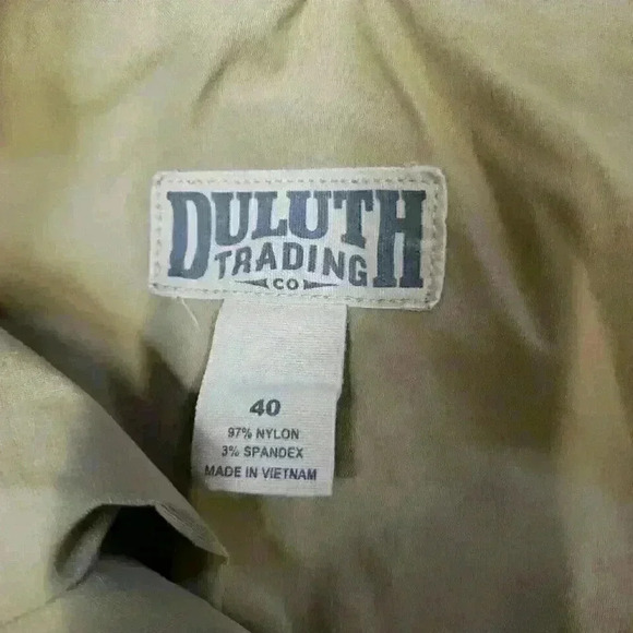 Duluth Trading Flex Dry On The Fly Cargo Shorts Men's Size 40 Beige 9" Inseam - Picture 6 of 11